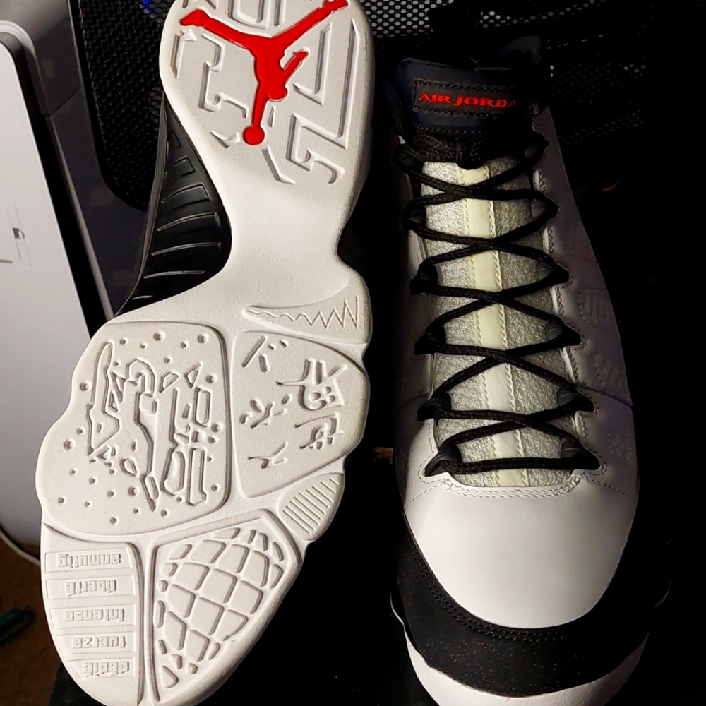 Jordan 9 OG 2016 - Picture 3 of 4